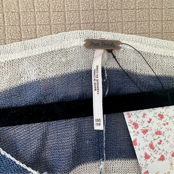 NEW W/TAGS Free People Lifesaver Pullover XS/S Blue Stripe Knit Dolman Oversized - Picture 7 of 14